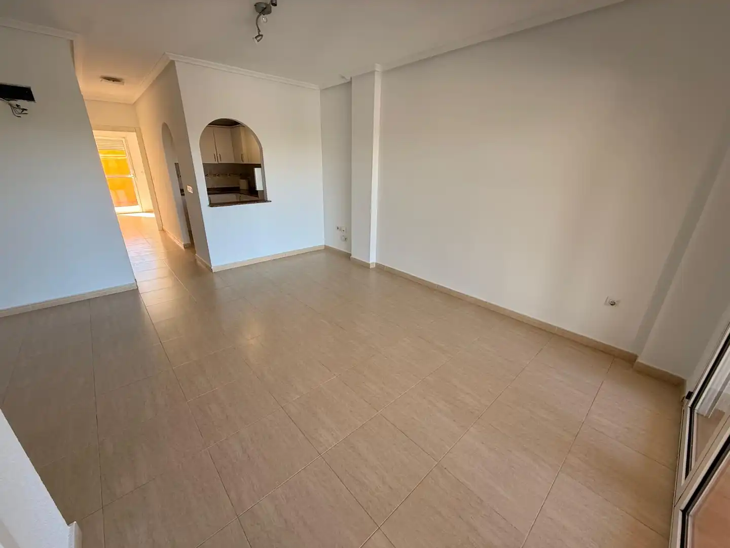Sala de estar de Apartamento en venta en Daya Nueva con Terraza, Balcón y Piscina comunitaria