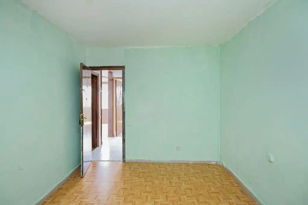Bedroom of Flat for sale in Salt