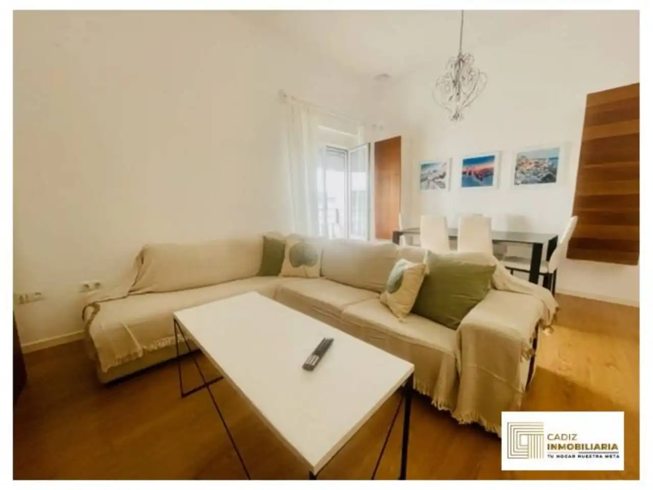 Wohnzimmer von Wohnung zur Miete in Cádiz