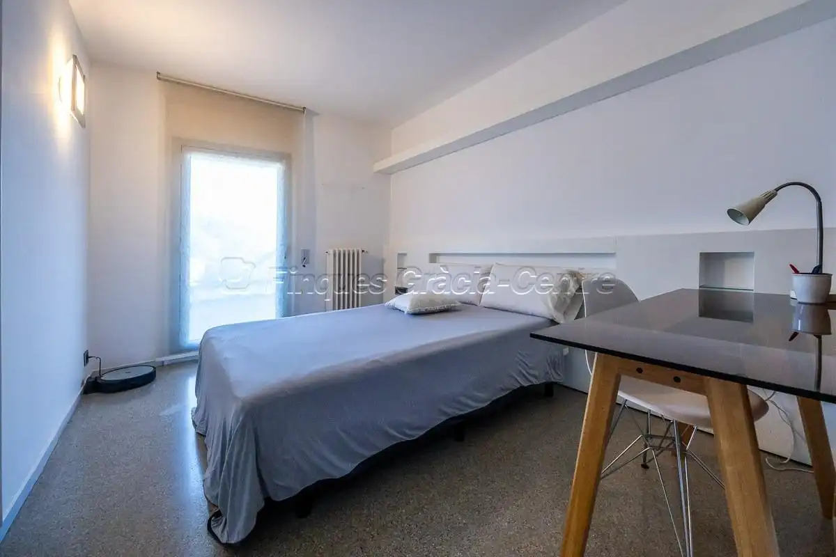 Dormitori de Casa o xalet en venda en Castellar del Vallès amb Calefacció, Jardí privat i Terrassa