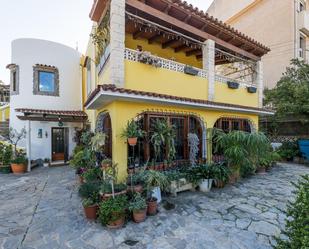 Vista exterior de Planta baixa en venda en Calvià amb Calefacció, Jardí privat i Terrassa