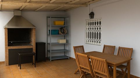 Foto 4 de Àtic en venda a Carrer de Felip II, Sant Crist, Badalona