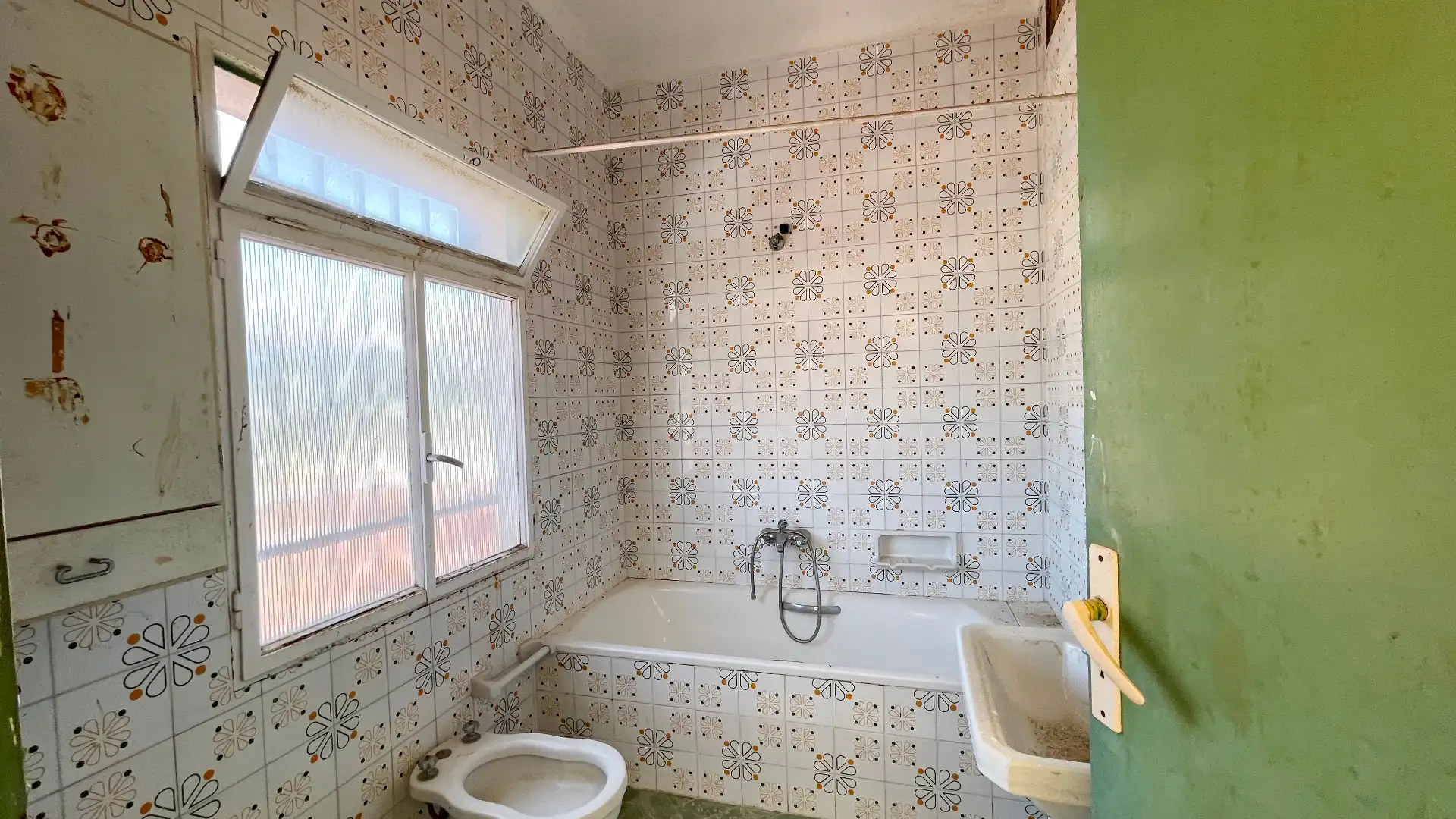 Bany de Casa o xalet en venda en Benaoján amb Terrassa