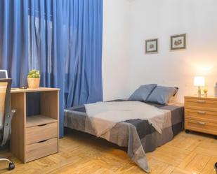 Bedroom of Apartment to rent in  Madrid Capital  with Air Conditioner, Heating and Furnished