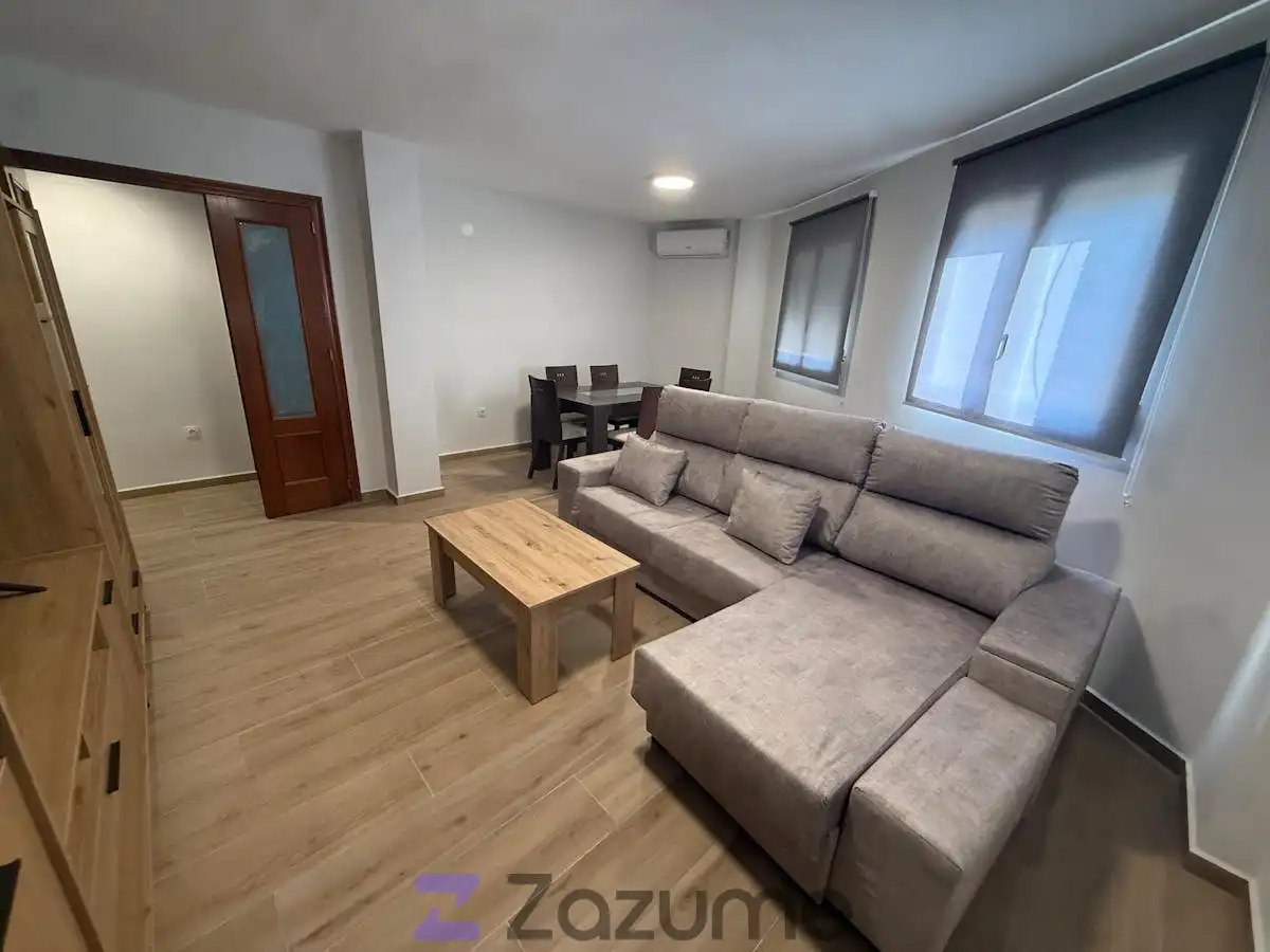 Wohnzimmer von Wohnung zur Miete in El Pinós / Pinoso mit Klimaanlage, Heizung und Möbliert