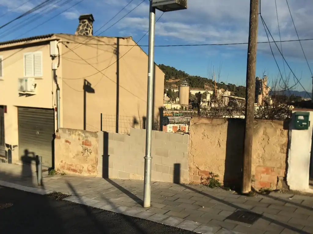 Außenansicht von Residential zum Verkauf in Montcada i Reixac
