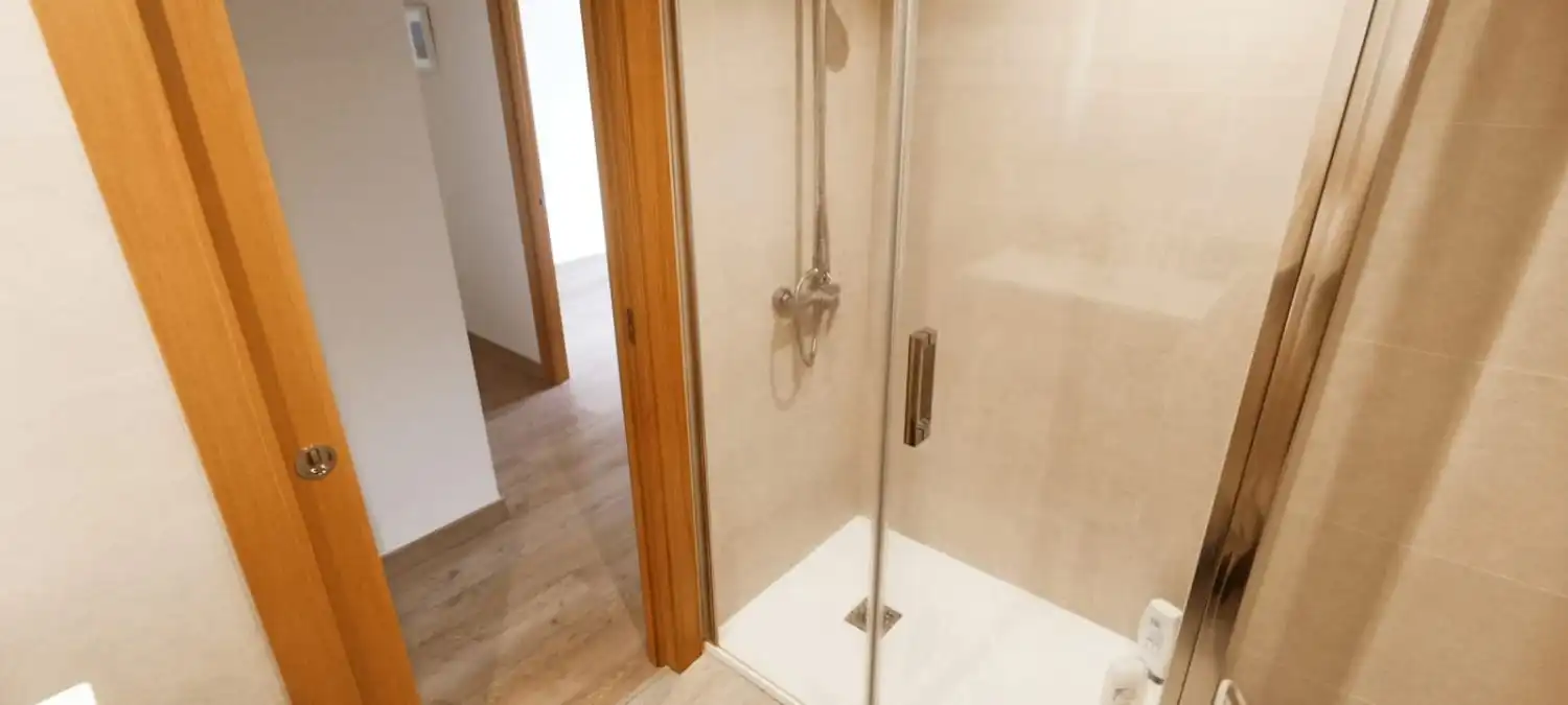 Baño de Piso en venta en Gijón  con Terraza