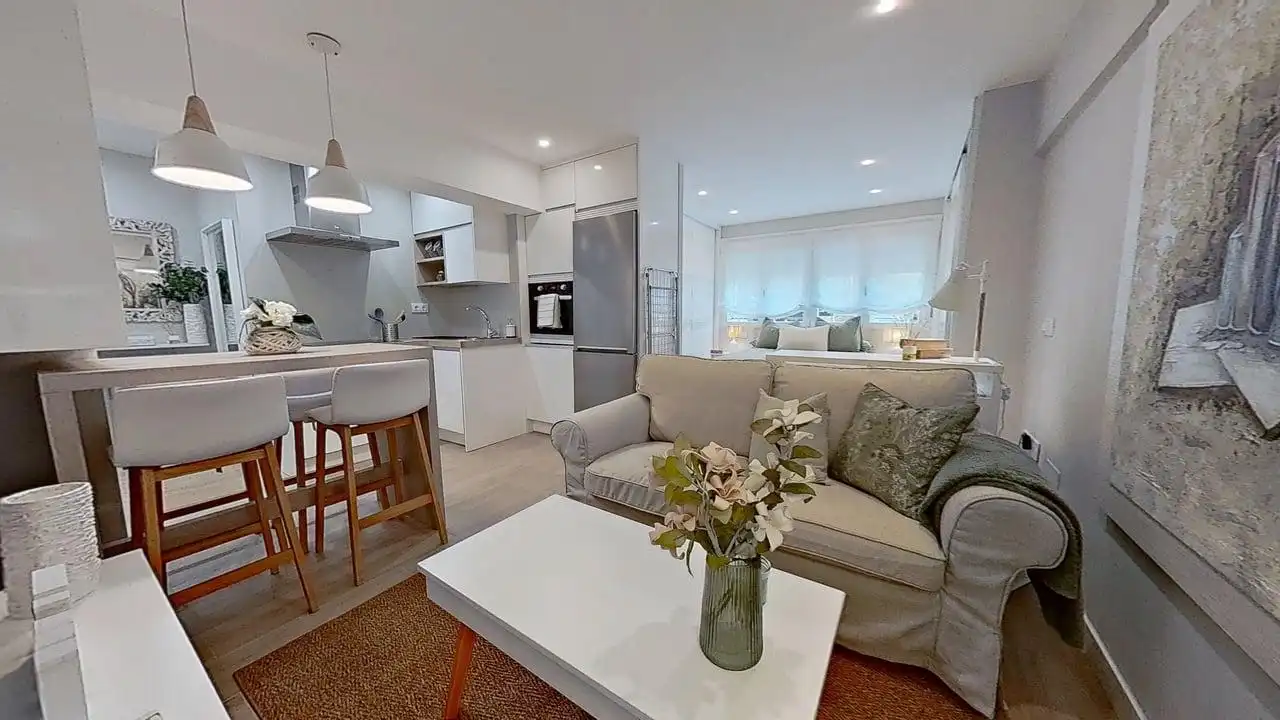 Flat with lift to rent in Calle de La Bañeza