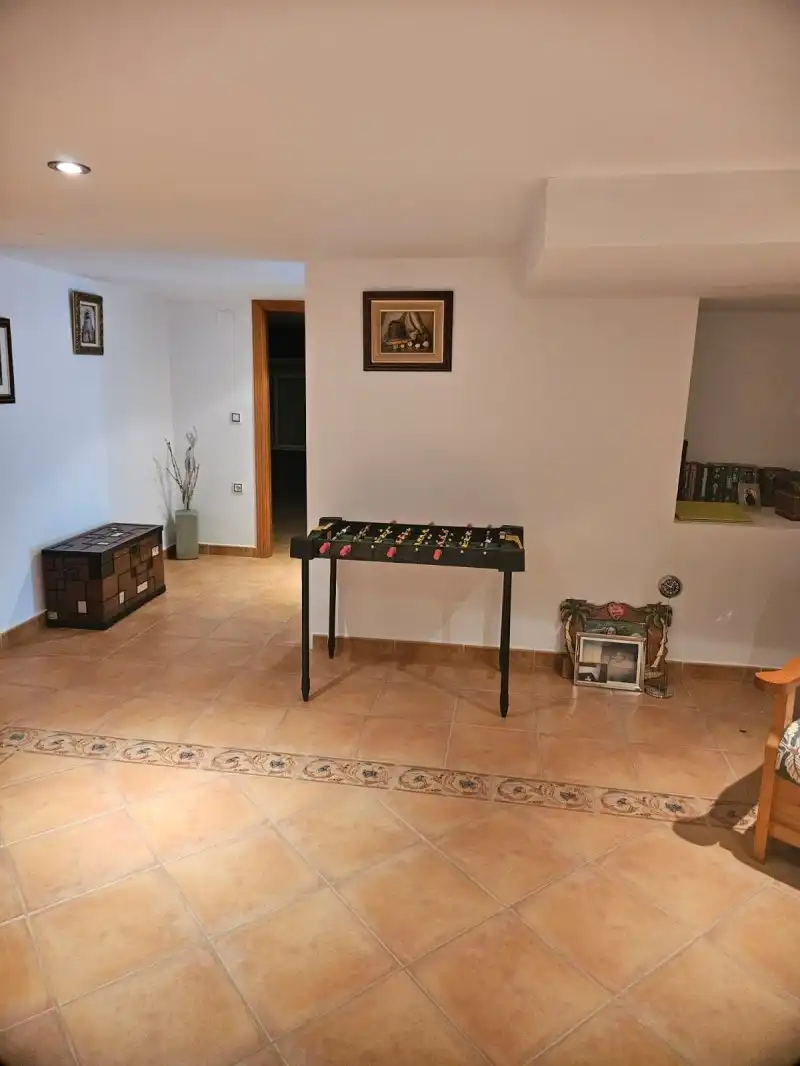 Maisonette zum Verkauf in Casar de Cáceres mit Klimaanlage, Heizung und Privatgarten