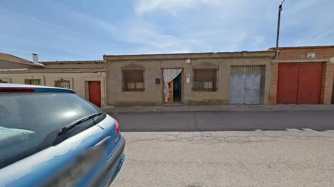 Houses for sale in Consuegra, Toledo