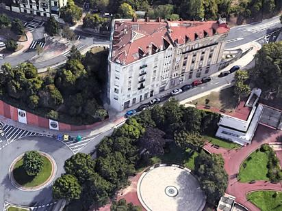 Vista exterior de Dúplex en venda en Bilbao  amb Calefacció, Traster i Moblat