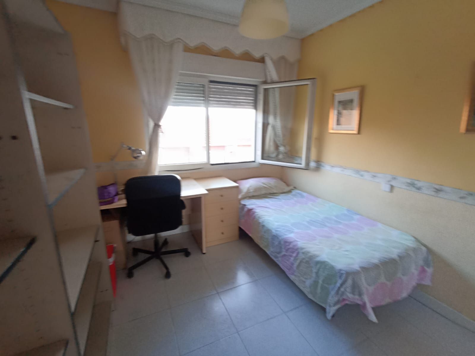 Dormitori de Casa adosada per a compartir en Villaviciosa de Odón amb Calefacció, Forn i Rentadora