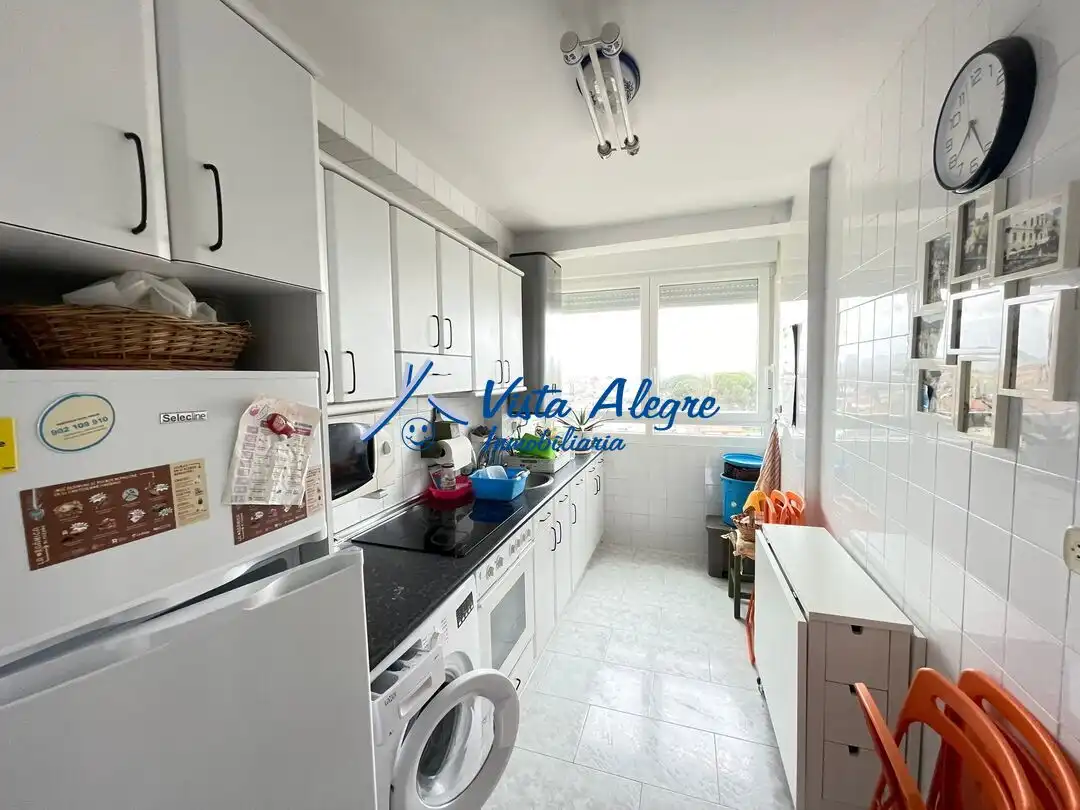 Cocina de Piso de alquiler en Haro con Jardín privado, Terraza y Piscina