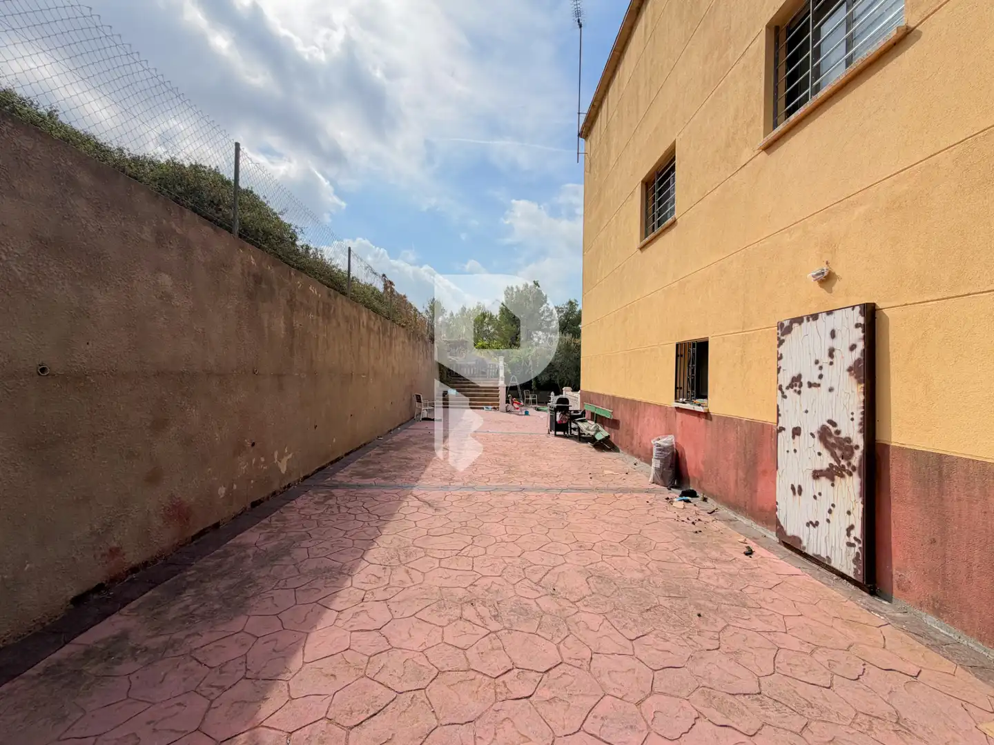 Exterior view of Houses for sale in Vallirana  with Air Conditioner, Private garden and Terrace