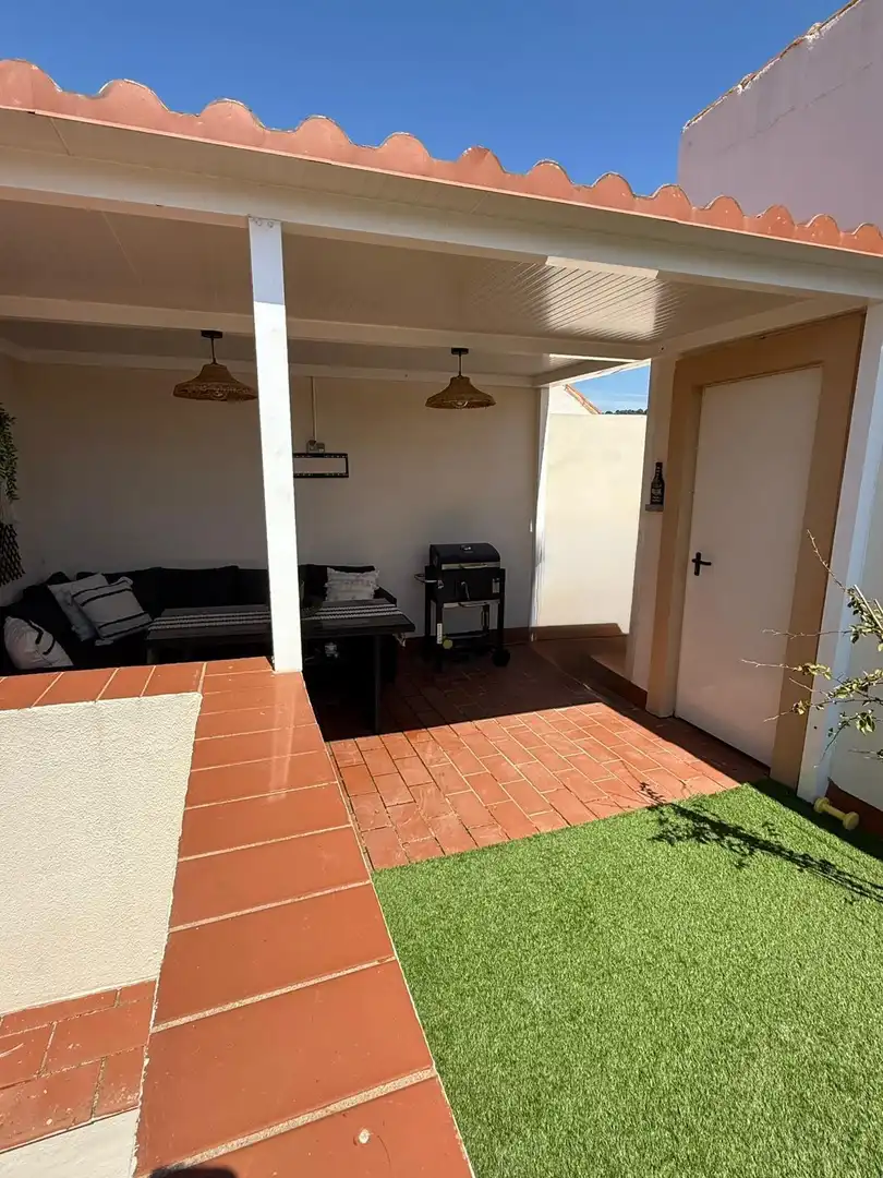 Terrasse von Einfamilien-Reihenhaus zum Verkauf in Los Barrios mit Terrasse