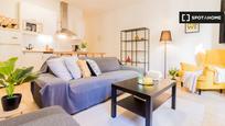 Living room of Flat to rent in  Madrid Capital  with Air Conditioner, Heating and Furnished
