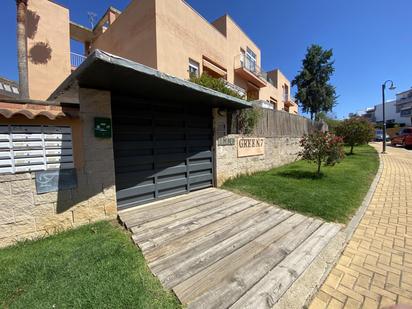 Vista exterior de Apartament en venda en Islantilla amb Aire condicionat i Terrassa