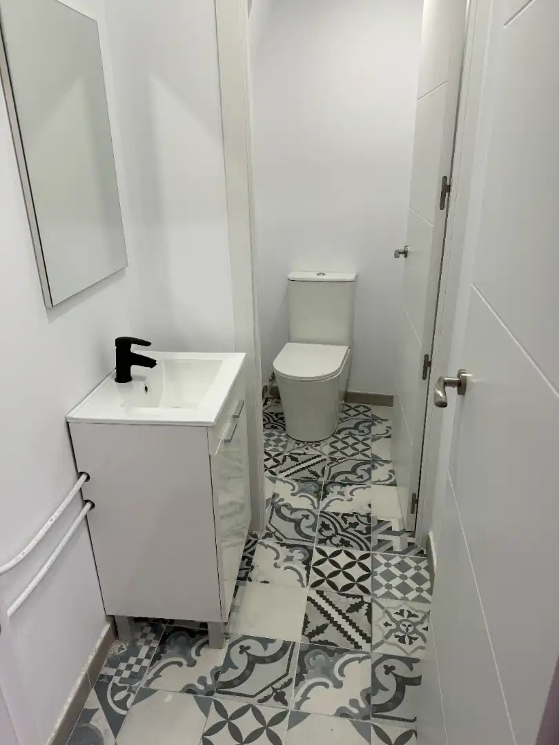 Bathroom of Storage room for sale in Madrid