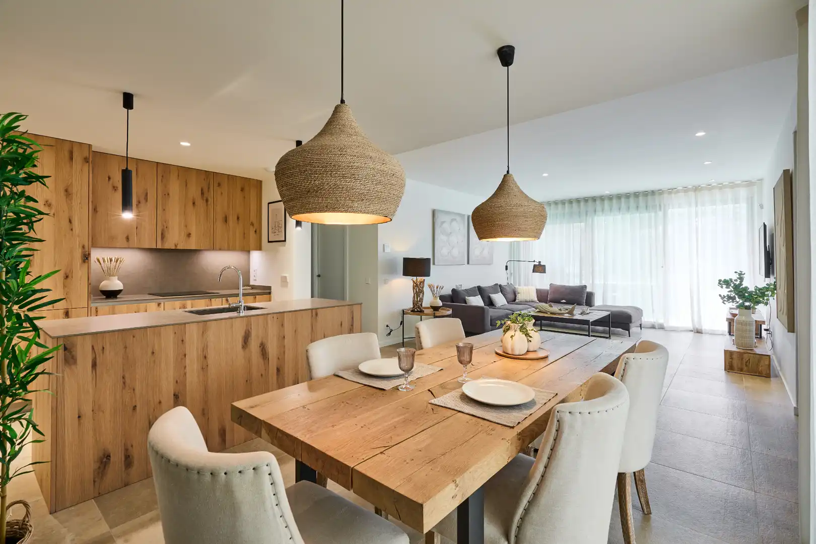 Esszimmer von Wohnung zum Verkauf in Begur mit Klimaanlage, Heizung und Privatgarten