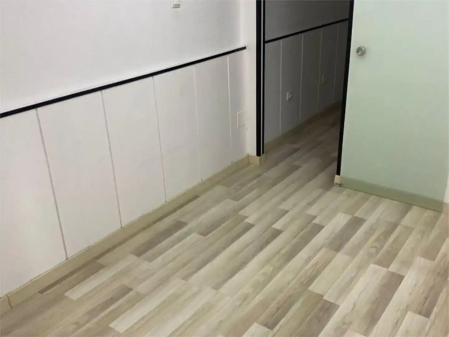 Local de lloguer en Pinseque amb Aire condicionat i Parquet