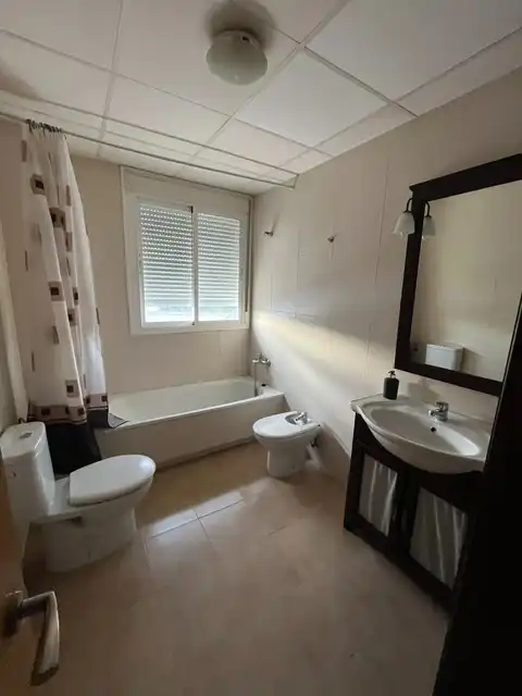 Baño de Dúplex en venta en Villafranca de Córdoba con Aire acondicionado, Terraza y Amueblado