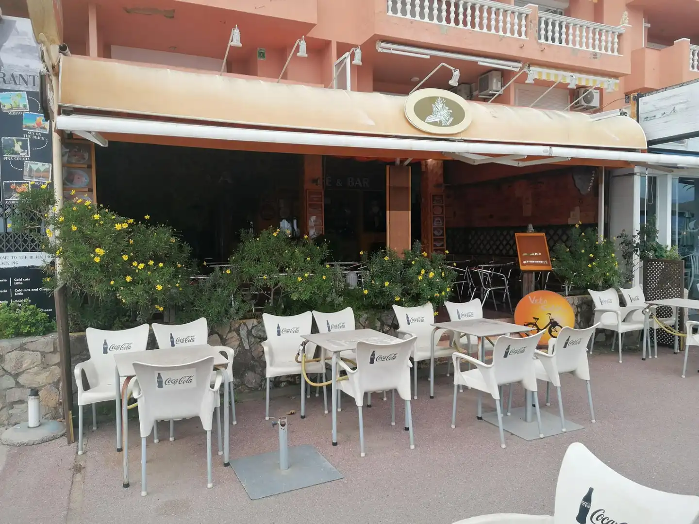 Locale commerciale in vendita a Calle Salins