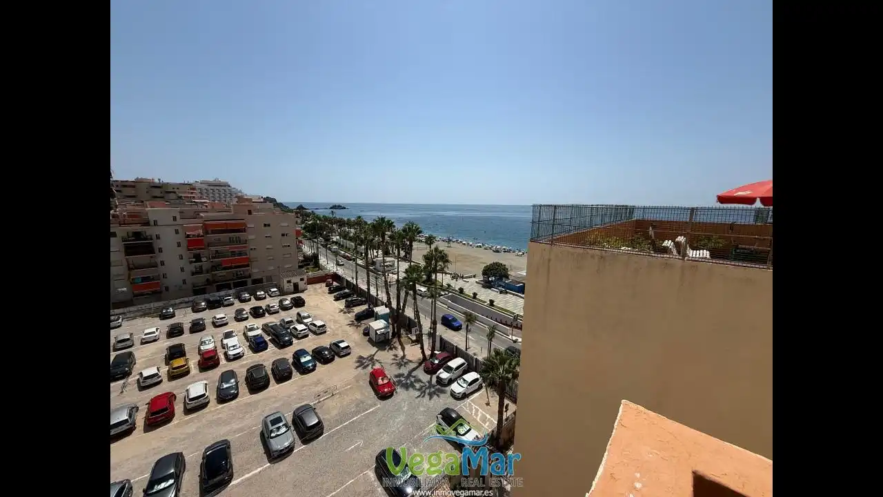 Vista exterior de Pis de lloguer en Almuñécar amb Terrassa i Moblat