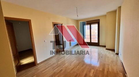 Foto 3 de Piso en venta en Calle la Marina, 9, El Carpio de Tajo, Toledo