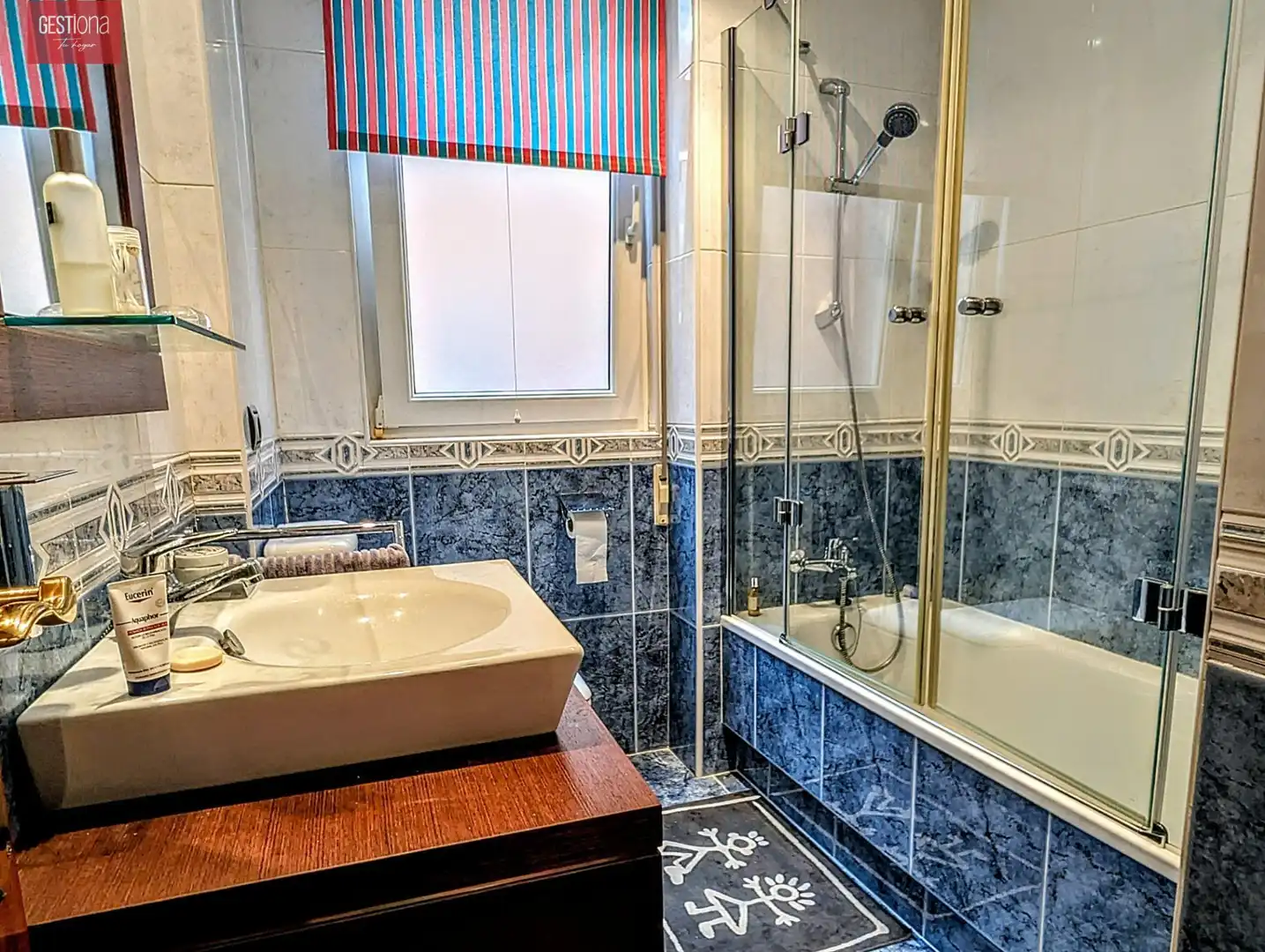 Bathroom of Flat for sale in Santander  with Heating
