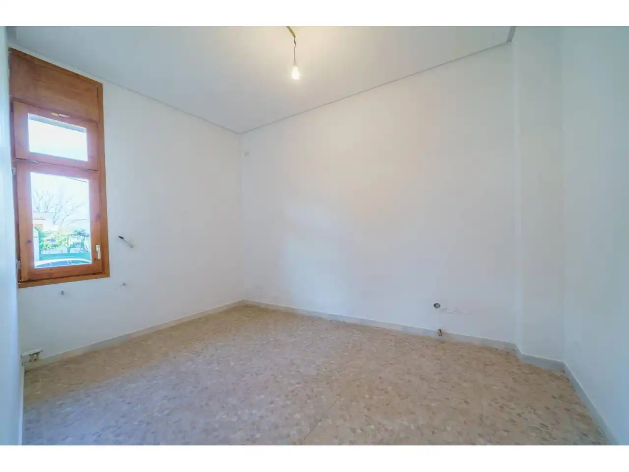 Schlafzimmer von Büro zur Miete in La Bisbal d'Empordà mit Klimaanlage