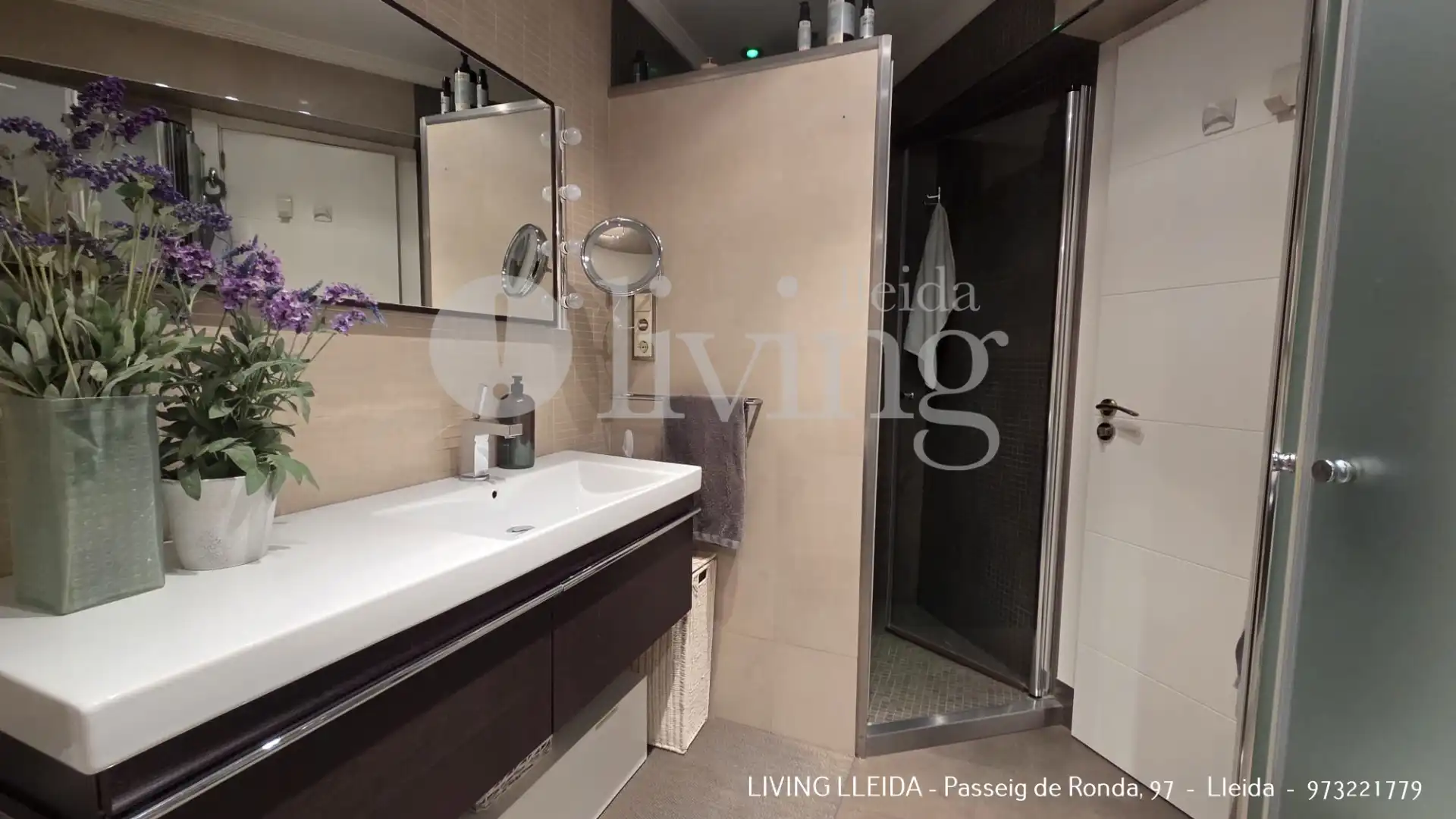 Badezimmer von Wohnung zum Verkauf in Lleida mit Klimaanlage, Heizung und Parkett