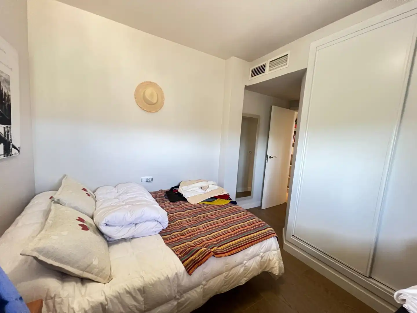 Schlafzimmer von Wohnung zum Verkauf in Águilas mit Klimaanlage und Gemeinschaftspool