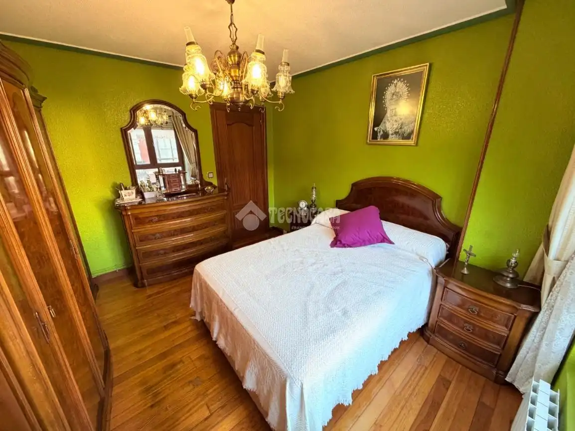 Habitación de Piso en venta en Santander con Calefacción, Parquet y Trastero