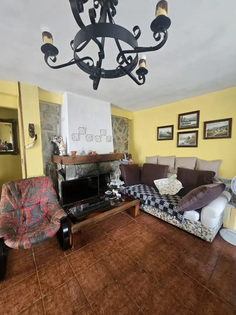 Wohnzimmer von Haus oder Chalet zum Verkauf in Cigales mit Privatgarten, Parkett und Terrasse
