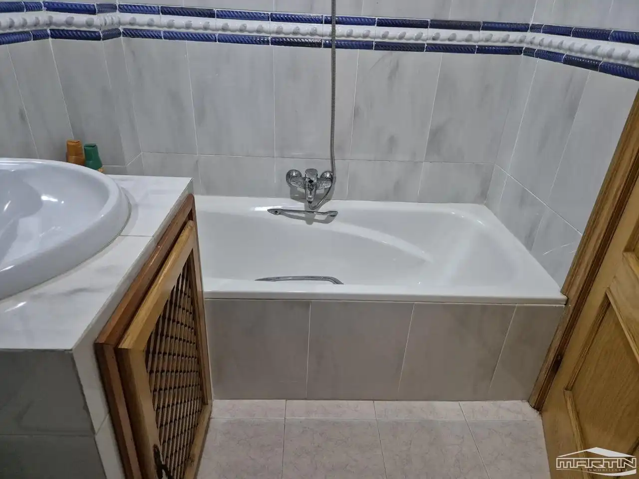Baño de Piso en venta en Lucena con Trastero y Amueblado