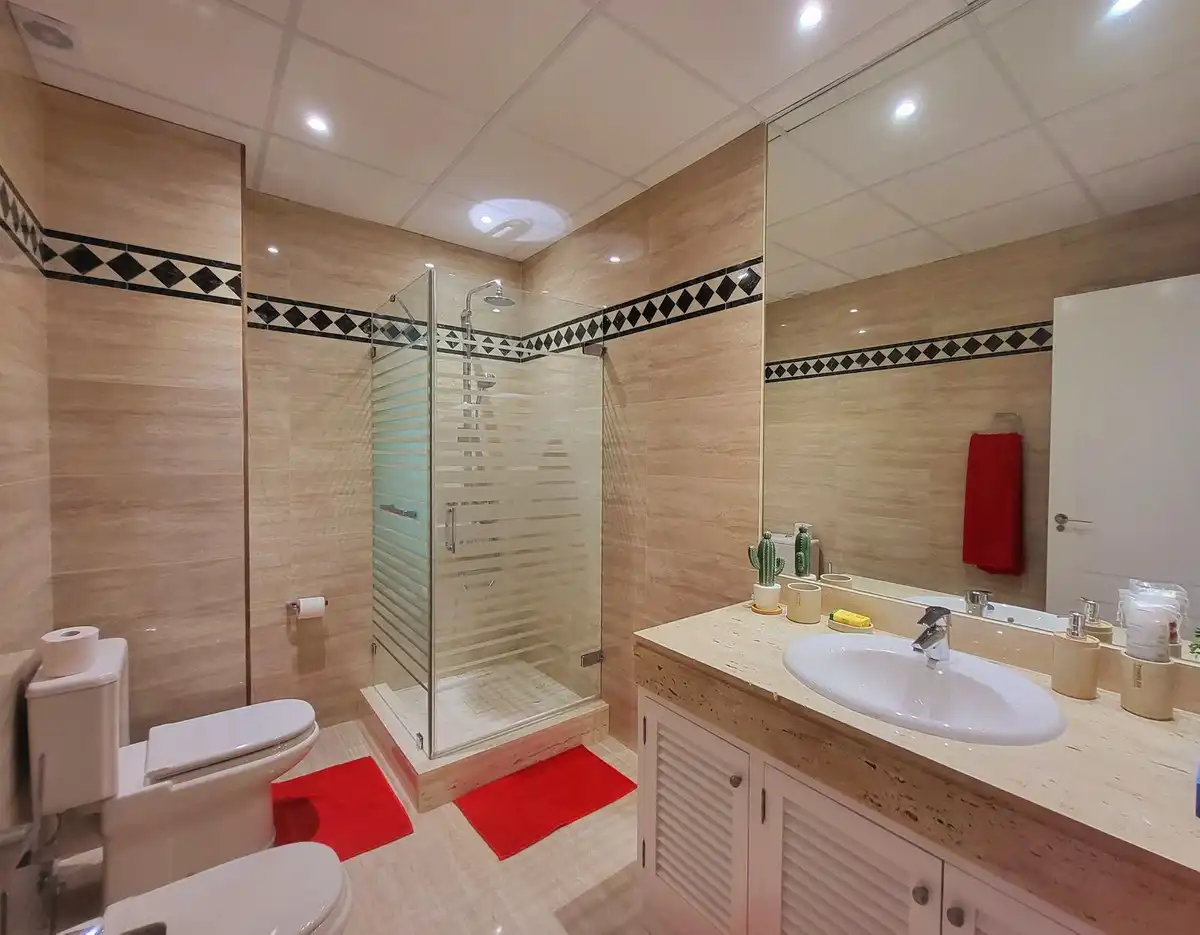 Apartamento con piscina en venta en Nueva Andalucía, imagen 16