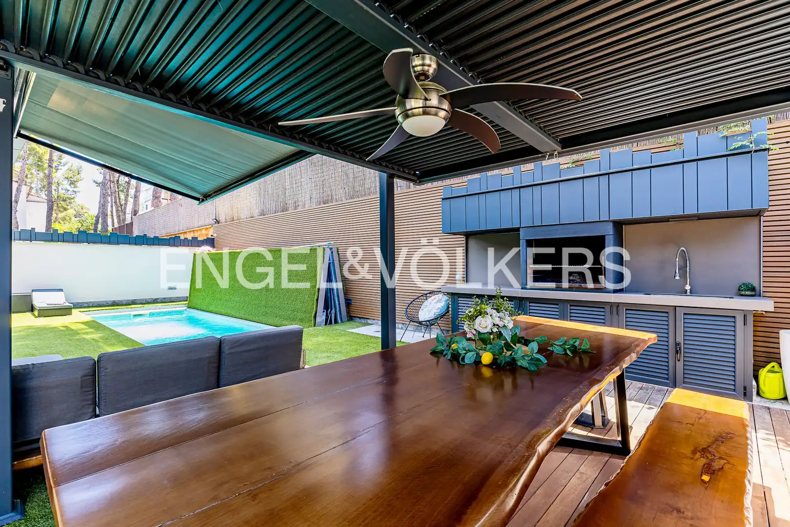 Terrace of Houses for rent in Castelldefels  with Air Conditioner, Heating and Private garden