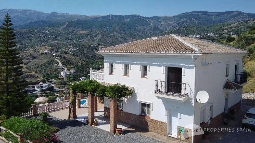 Exterior view of Houses for sale in Cómpeta  with Air Conditioner, Private garden and Swimming Pool