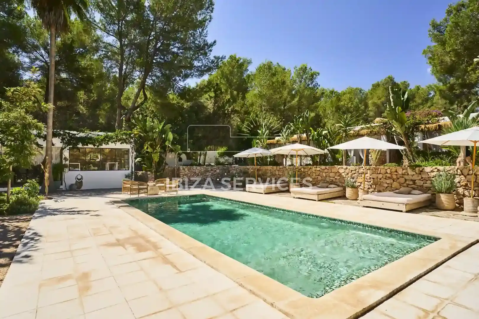 Chalet con piscina en venta en Roca Llisa