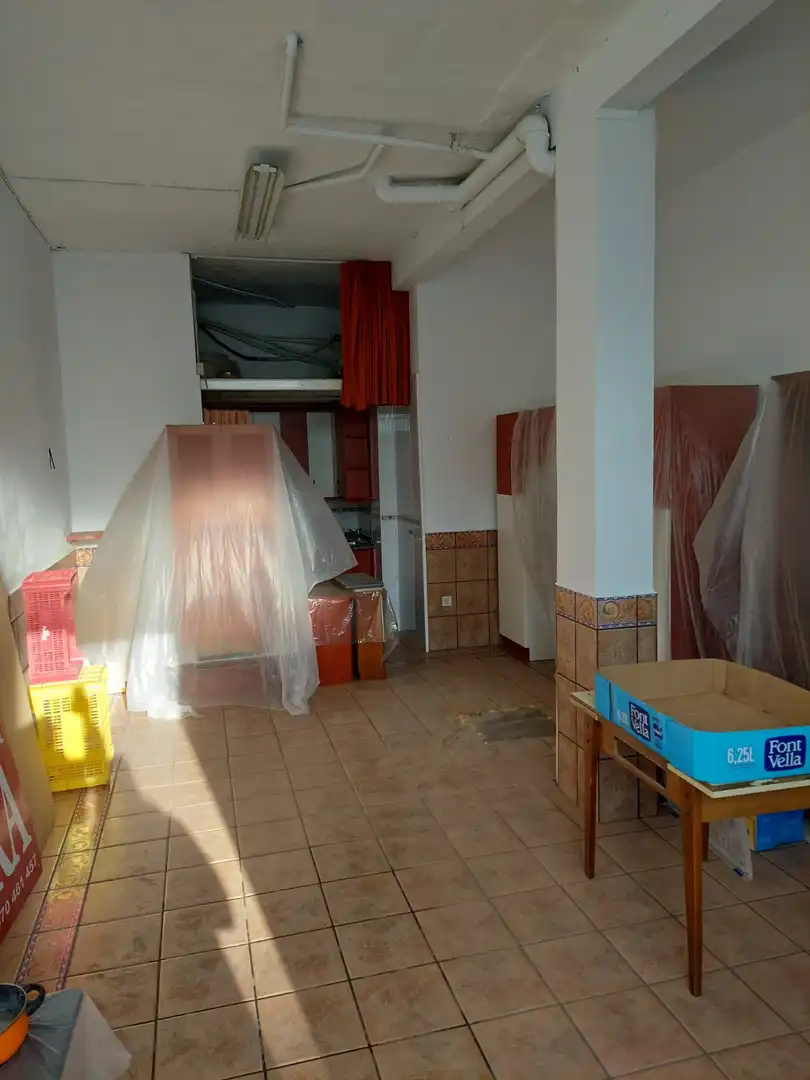 Local en venta en Azagra con Aire acondicionado y Amueblado