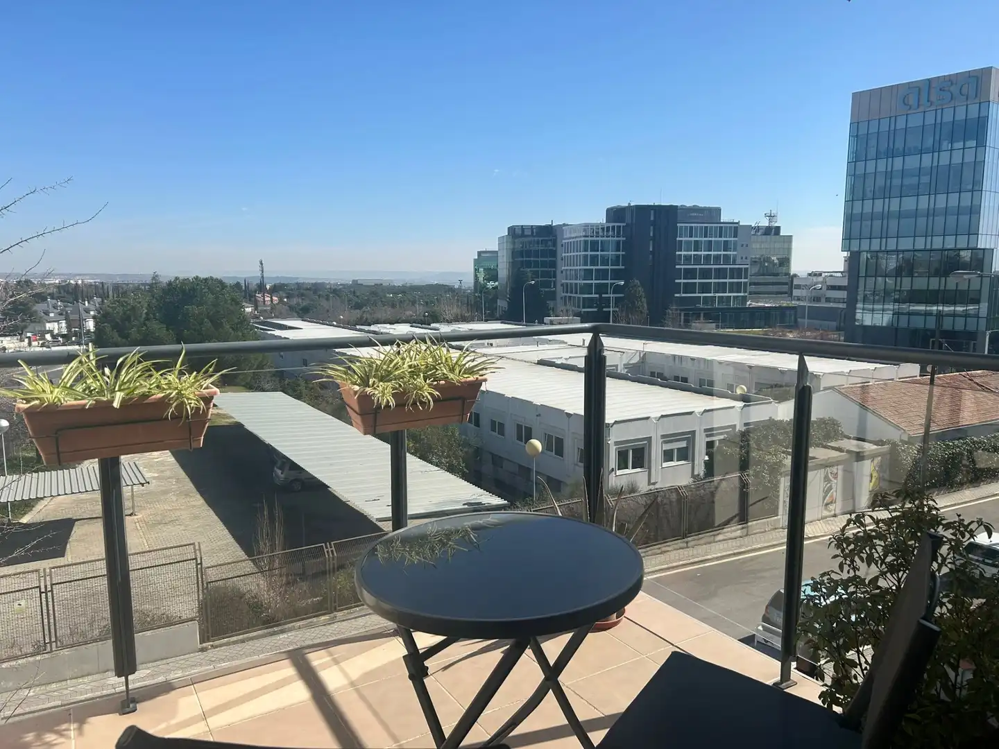 Terrassa de Apartament de lloguer en Madrid amb Calefacció, Jardí privat i Terrassa