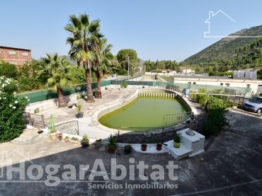 Chalet con balcón en venta en Avenida portijolet