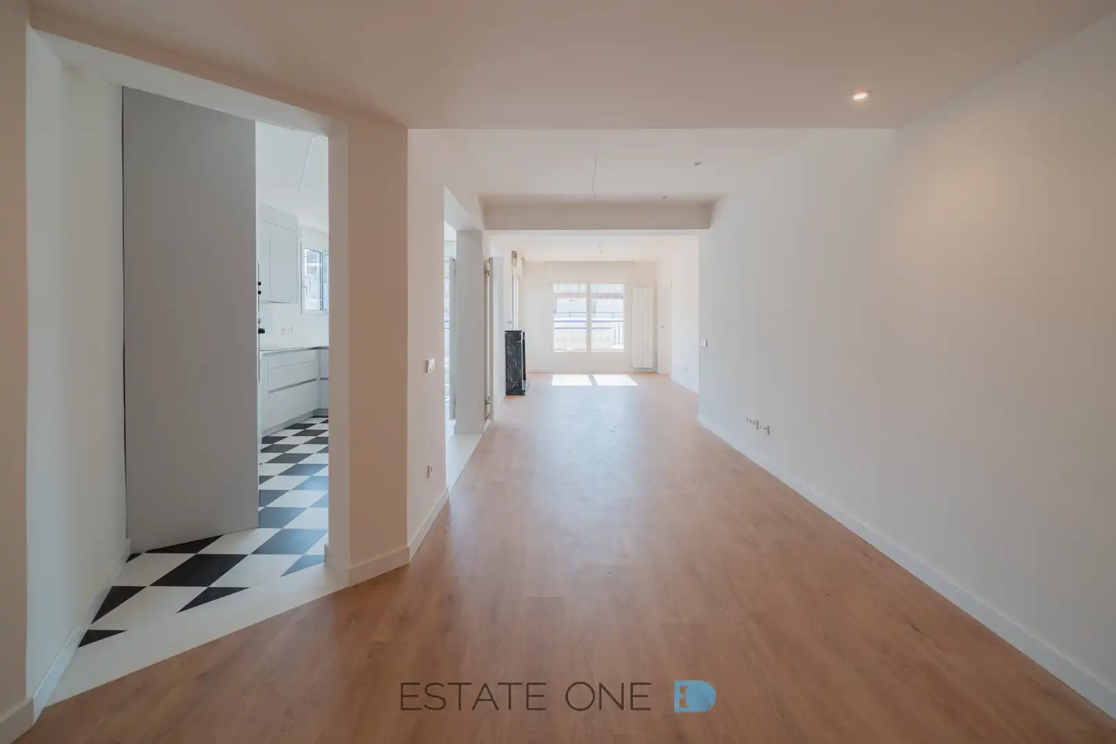 Sala d'estar de Àtic de lloguer en Madrid amb Aire condicionat, Calefacció i Parquet