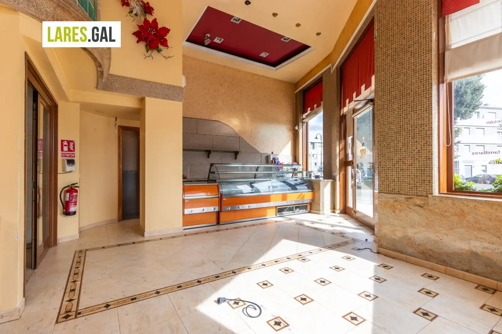 Commercial properties for sale in Cangas   with Air Conditioner