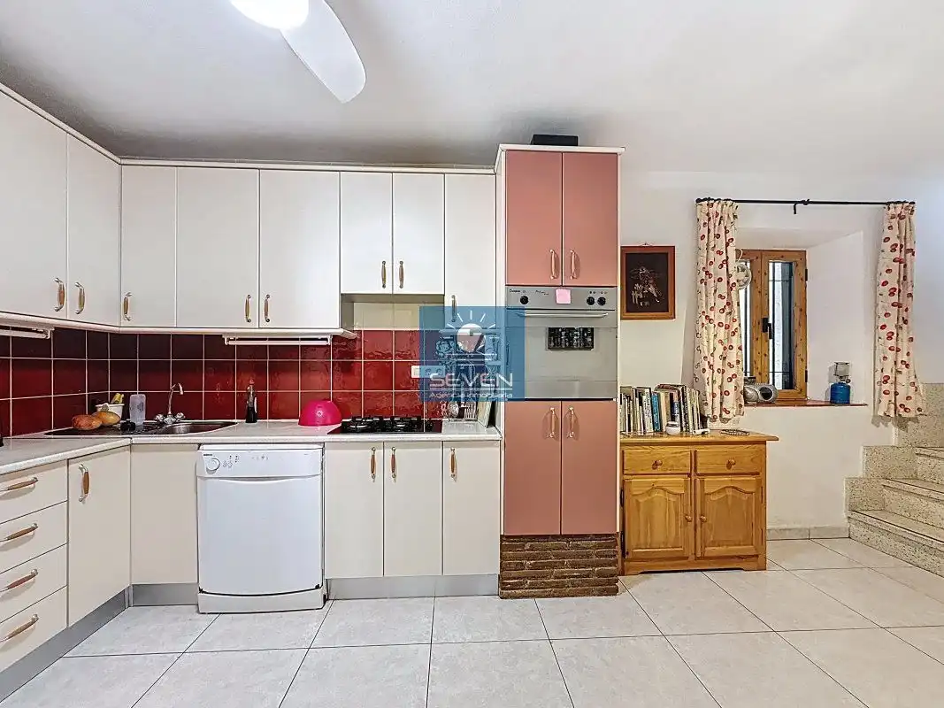 Cocina de Finca rústica en venta en Almuñécar con Aire acondicionado, Jardín privado y Terraza