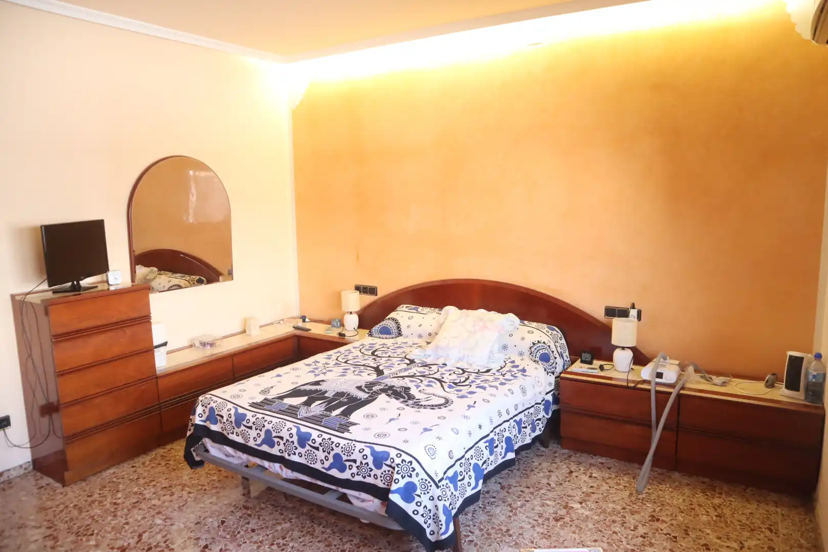 Dormitori de Casa o xalet en venda en Cerdanyola del Vallès amb Calefacció, Terrassa i Traster