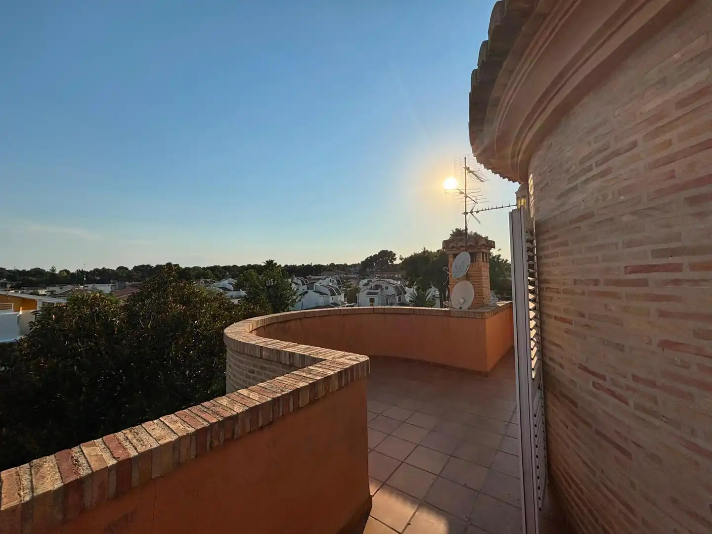 Terrassa de Casa o xalet en venda en Torrent amb Aire condicionat i Piscina