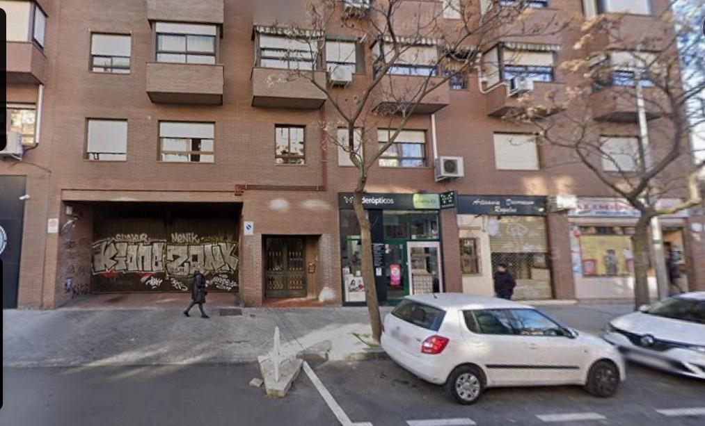 Exterior view of Garage for sale in  Madrid Capital