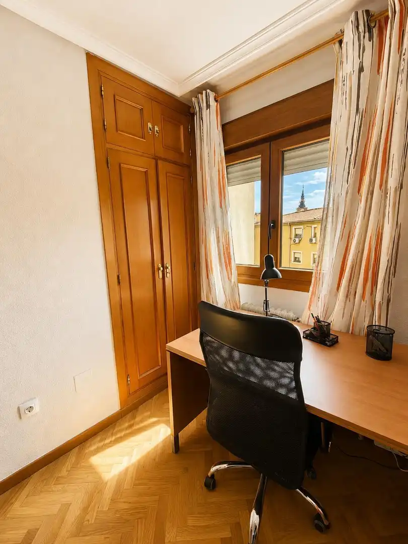 Habitación de Dúplex en venta en Getafe con Aire acondicionado, Calefacción y Terraza