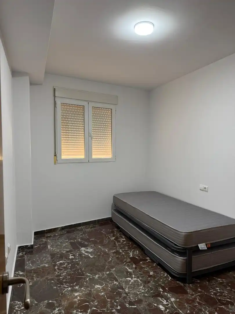 Habitación de Piso de alquiler en Aldaia con Aire acondicionado y Terraza